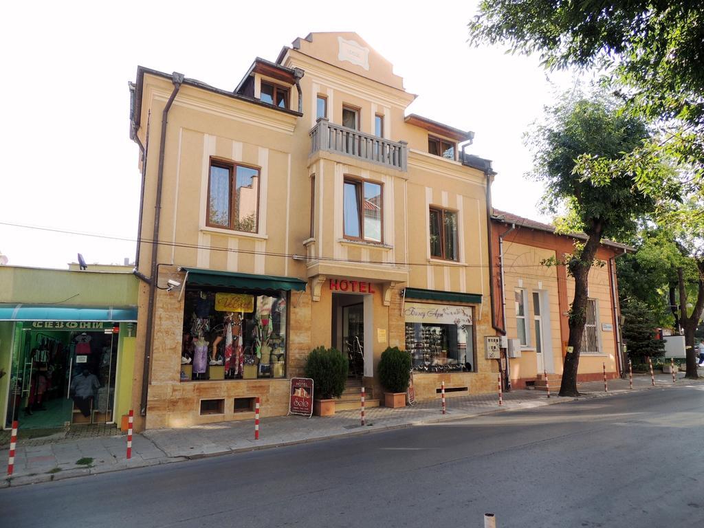 Guest House Solo Shumen Exterior photo